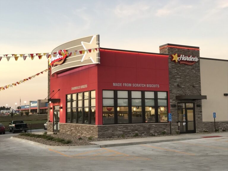 Westar Foods Franchisee Announces New Hardee’s® Restaurant Grand Opening in Indianola